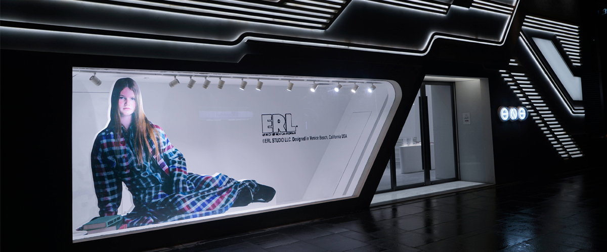 ENG CONCEPT STORE 作为上海唯一拥有 ERL 的国际概念买手店，在11月19日举办了 ERL - FW22「DAYS OFGLORY」新品预览活动，于 E..