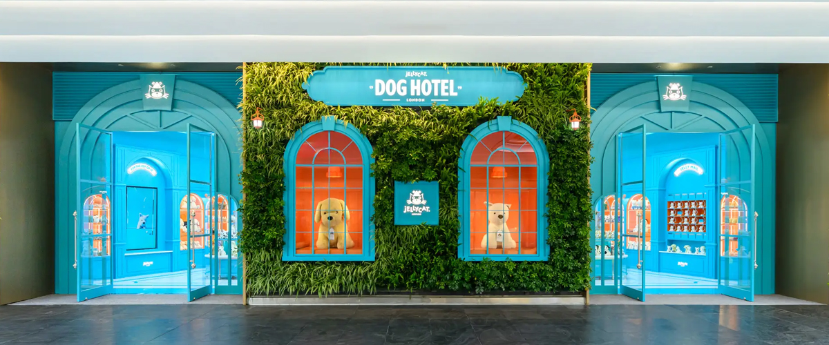 趣意启程： Jellycat Dog Hotel狗狗酒店主题店登陆成都SKP